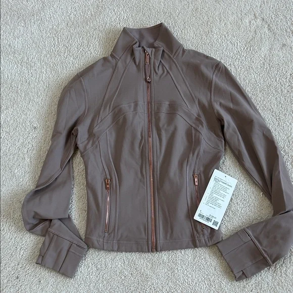 Lululemon Define Cropped Jacket Nulu-NWT!! - Picture 1 of 15